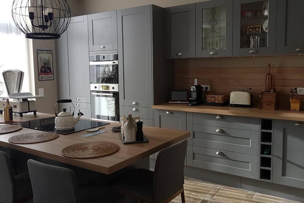 Le Pigeonnier / Gite De Charme 1 A 4 Pers 80 M² Cambrai Exterior foto
